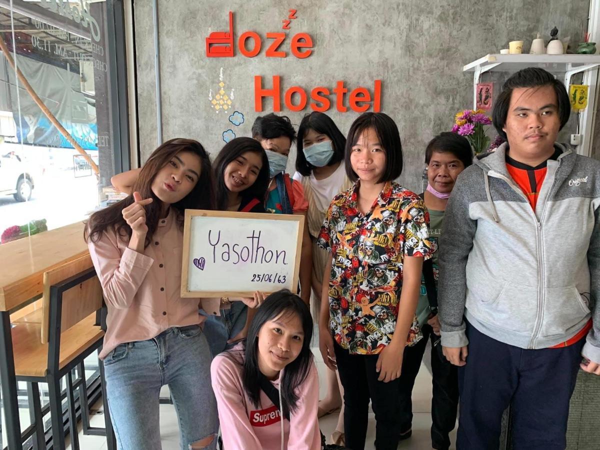 Doze Hostel Chiang Mai Bagian luar foto