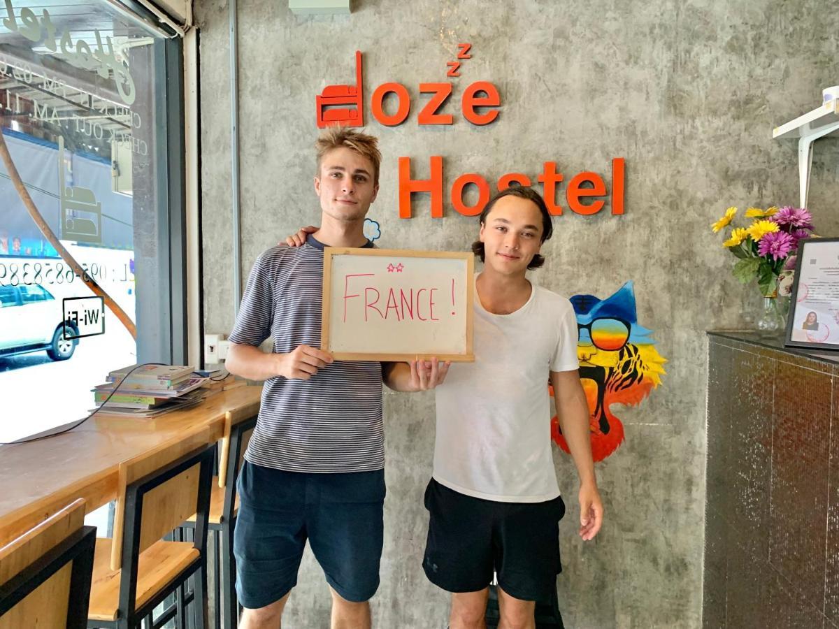 Doze Hostel Chiang Mai Bagian luar foto