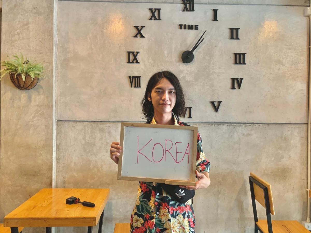 Doze Hostel Chiang Mai Bagian luar foto