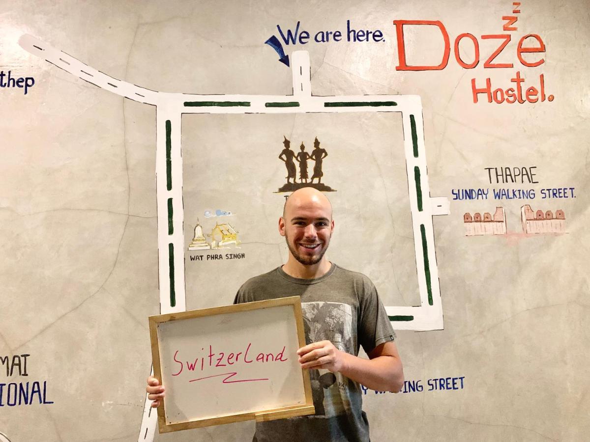 Doze Hostel Chiang Mai Bagian luar foto